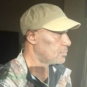 Meet your Posher, Ronnie